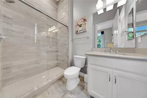 Bath - 60 Dunmore, Irvine, CA 92620 photo 1 of 6