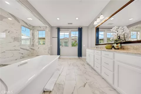 Bath - 60 Dunmore, Irvine, CA 92620 photo 4 of 6