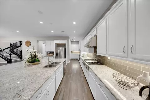 Kitchen - 60 Dunmore, Irvine, CA 92620 photo 4 of 5