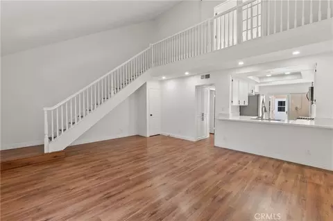164 Brookline Ln, Costa Mesa, CA 92626