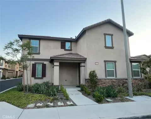 2476 Gunner Rdg, Rialto, CA 92377