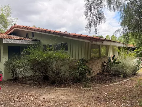 9931 Highcliff, Santa Ana, CA 92705