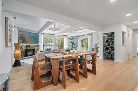 Dining - 41735 Comstock, Big Bear Lake, CA 92315 photo 4 of 4