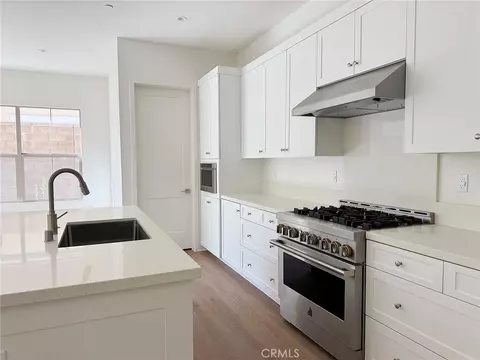 226 Maricopa, Irvine, CA 92618 photo 3