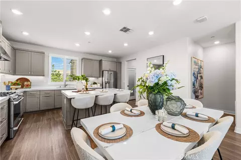 Dining - 236 Keeper Dr, Irvine, CA 92618 photo 3 of 3