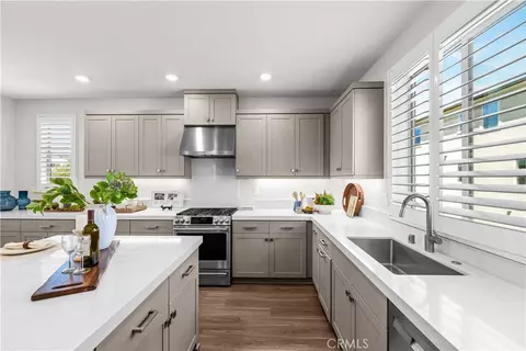 Kitchen - 236 Keeper Dr, Irvine, CA 92618 photo 1 of 2