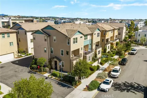View/Area - 236 Keeper Dr, Irvine, CA 92618 photo 3 of 6