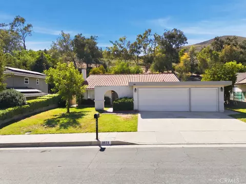 5835 Cardoza Dr, Westlake Village, CA 91362