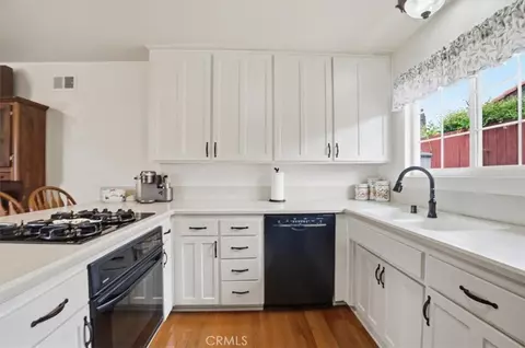 Kitchen - 13148 Ridgedale, Poway, CA 92064 photo 4 of 5