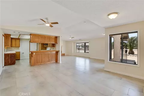 Living - 9205 9th, Hesperia, CA 92345 photo 6 of 11