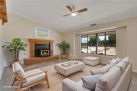 Living - 9205 9th, Hesperia, CA 92345 photo 9 of 11