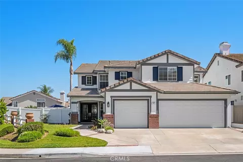 17 Junction Ct, Trabuco Canyon, CA 92679