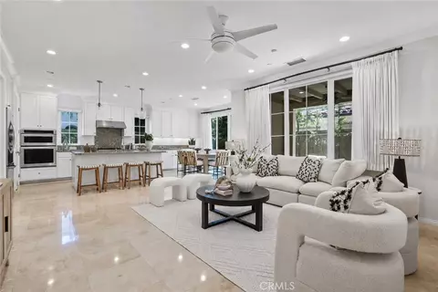 118 Chestnut Grv, Irvine, CA 92620