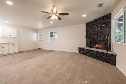 Living - 448 Victoria Ln, Sugarloaf, CA 92386 photo 2 of 3
