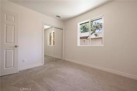 Bedroom - 448 Victoria Ln, Sugarloaf, CA 92386 photo 7 of 8