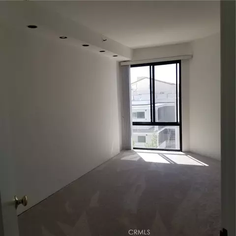 Bedroom - 1310 E Ocean #405, Long Beach, CA 90802 photo 1 of 1