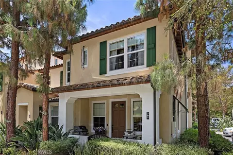 62 Dovetail, Irvine, CA 92603