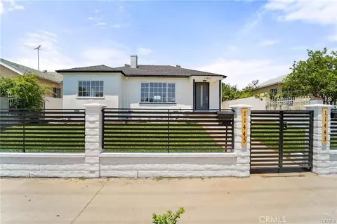 11445 Saticoy St, North Hollywood, CA 91605