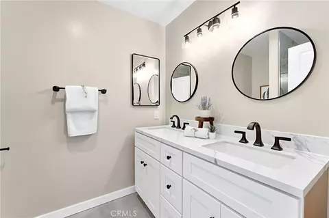 Bath - 15 Snowapple, Irvine, CA 92614 photo 2 of 2