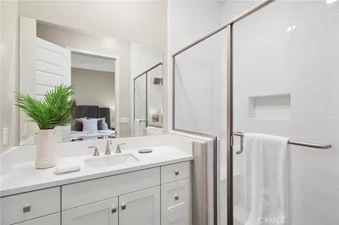 Bath - 157 Crossover, Irvine, CA 92618 photo 2 of 5