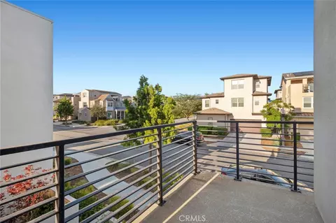 Exterior - 157 Crossover, Irvine, CA 92618 photo 5 of 25