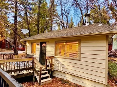 33064 Arrowbear, Running Springs, CA 92382