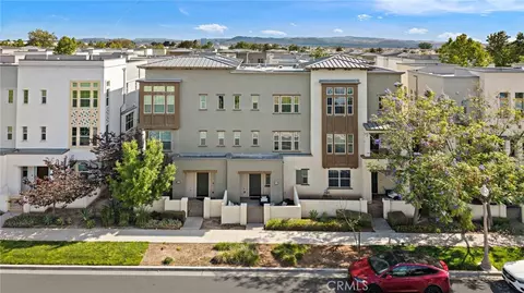 Exterior - 144 Paramount, Irvine, CA 92618 photo 4 of 4