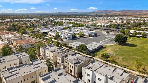 View/Area - 144 Paramount, Irvine, CA 92618 photo 3 of 8