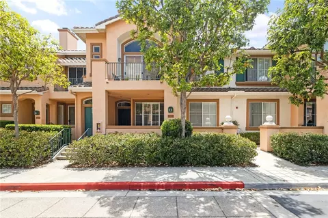 3204 Ladrillo Aisle, Irvine, CA 92606