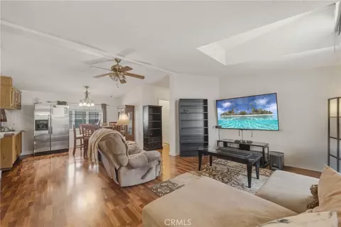 10800 Dale Ave #215, Stanton, CA 90680