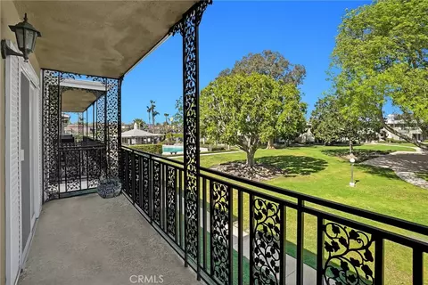1422 Deauville Pl, Costa Mesa, CA 92626
