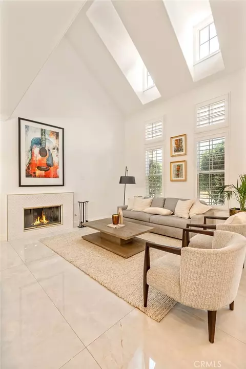 Living - 15 Tether Moon Ln, Ladera Ranch, CA 92694 photo 4 of 4