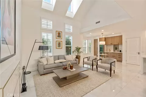 Living - 15 Tether Moon Ln, Ladera Ranch, CA 92694 photo 2 of 4