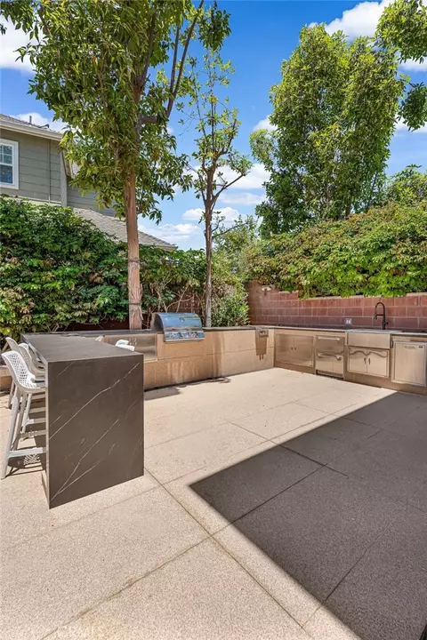 Kitchen - 15 Tether Moon Ln, Ladera Ranch, CA 92694 photo 5 of 5