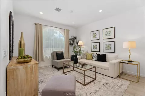 85 Savannah, Lake Forest, CA 92630