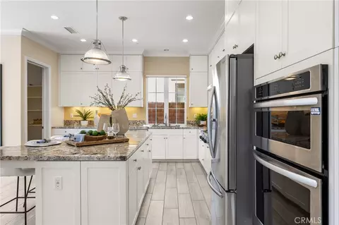 Kitchen - 72 Copper Mine, Irvine, CA 92602 photo 3 of 3