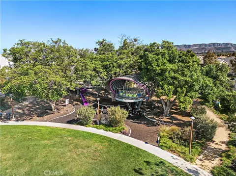 View/Area - 128 Mongoose, Irvine, CA 92618 photo 2 of 4
