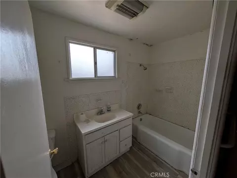 Bath - 219 Maple, Colton, CA 92324 photo 1 of 2