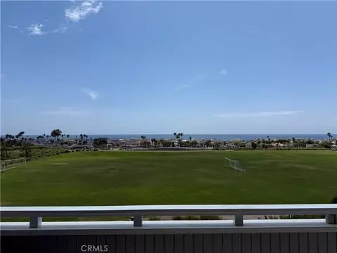 12 Swift Ct #205, Newport Beach, CA 92663