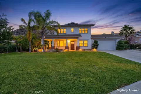 2883 Wolfson Cir, Corona, CA 92879