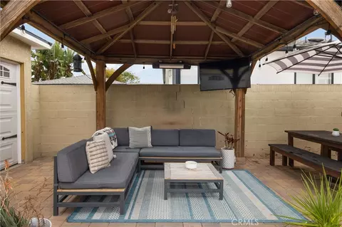 Exterior - 6541 E Walkerton, Long Beach, CA 90808 photo 7 of 12