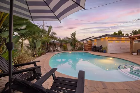 Exterior - 6541 E Walkerton, Long Beach, CA 90808 photo 2 of 12