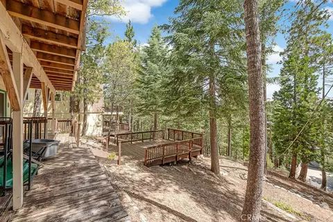 Exterior - 318 Old Toll Rd, Lake Arrowhead, CA 92352 photo 8 of 11