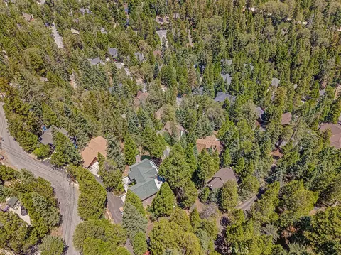 View/Area - 318 Old Toll Rd, Lake Arrowhead, CA 92352 photo 4 of 8