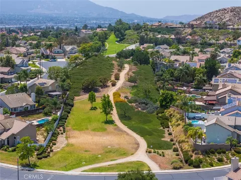 View/Area - 1898 Stonehaven, Corona, CA 92879 photo 7 of 7