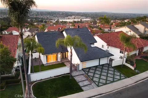 22332 Canaveras, Mission Viejo, CA 92691