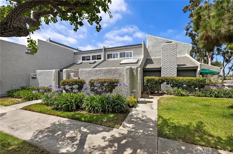 18692 Maplewood Cir, Huntington Beach, CA 92646