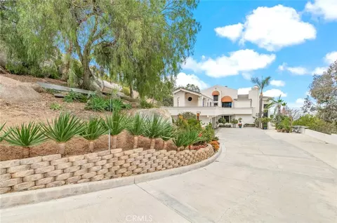 7440 Live Oak Dr, Jurupa Valley, CA 92509