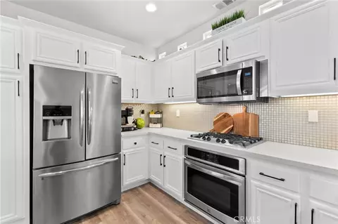 Kitchen - 5 Clematis St, Ladera Ranch, CA 92694 photo 4 of 6