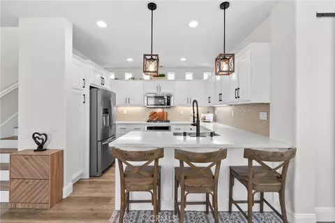 Kitchen - 5 Clematis St, Ladera Ranch, CA 92694 photo 3 of 6